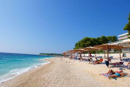 Charming Seaside Apartment Primošten Zewnętrze zdjęcie